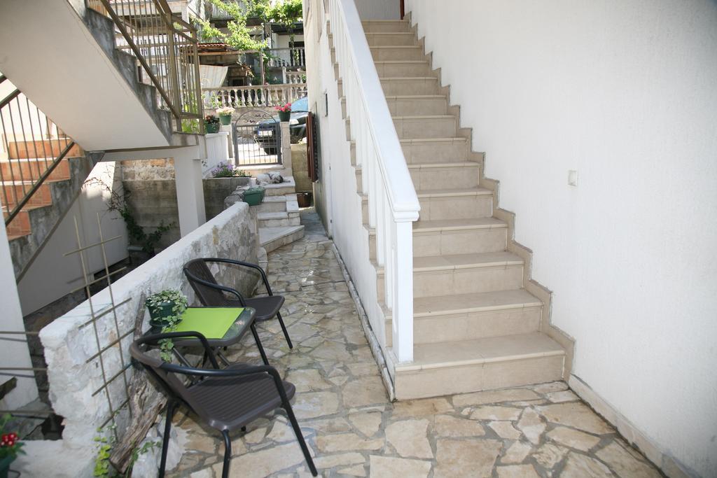 Apartments Oasis Tivat Exterior foto